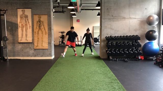 Partner Monster Walks смотреть онлайн