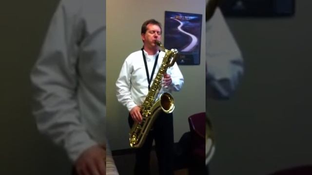 Conn Chu Berry Baritone sax смотреть онлайн