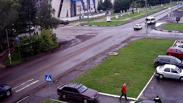 Заезд к City через пешеходный переход смотреть онлайн