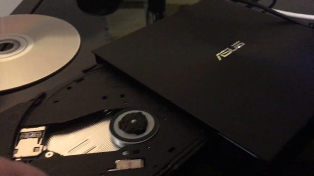 ASUS ZenDrive (SDRW-08U9M-U) смотреть онлайн