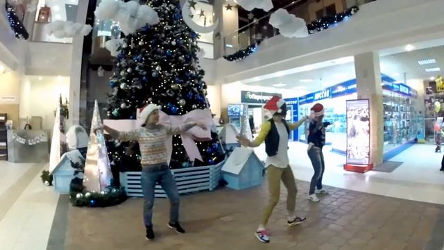 Хип-хоп хореография, школа танцев Dance Life. Новогодний танец смотреть онлайн