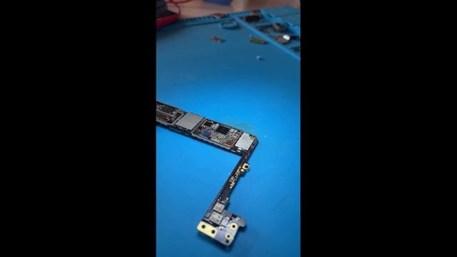 IPHONE 8 PLUS AQUECENDO A CPU E REINICIANDO смотреть онлайн