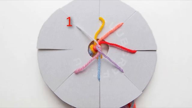 Как Сплести Браслет из ? ниток | Простой Способ смотреть онлайн