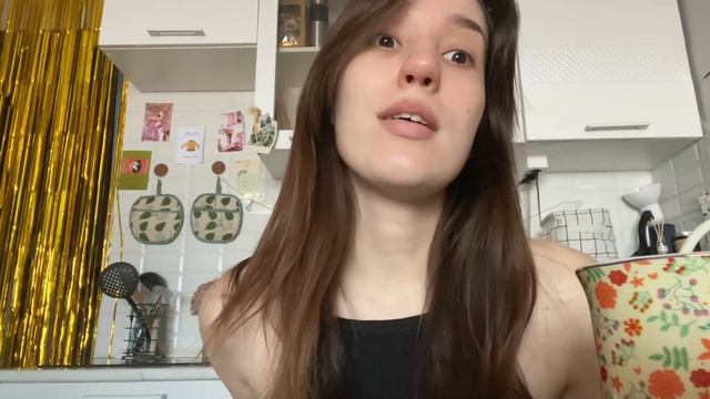 день любви к себе, прогулка по городу, вкусный ужин и ощущение невероятного счастья смотреть онлайн