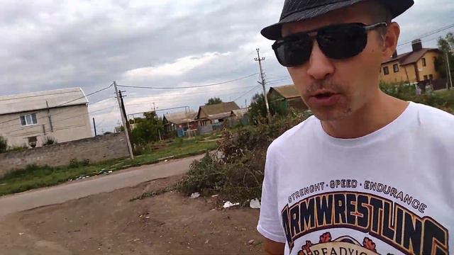 Астраханцы с п. Свободный рассказали мне на видео сколько времени не убирают у них мусорную свалку. смотреть онлайн