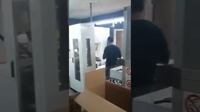 Фабрика в Стамбуле. Производство расчёсок.Товары для салонов красоты и специализированных магазинов смотреть онлайн