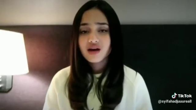 Syifa hadju nyanyi "sendiri" смотреть онлайн