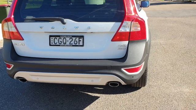 2011 Volvo XC70 Cross Country AWD D5 смотреть онлайн