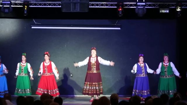 Наталя Фаліон та Лісапетний батальон ТРЦ 