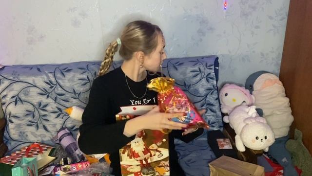 Распаковка подарков На Новый Год + артикулы с Wildberries ??|Что мне подарили на Новый Год???? смотреть онлайн