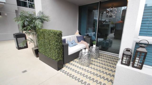 CORT FURNITURE - Avant South Park Designer Showcase смотреть онлайн