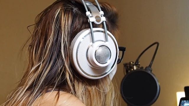 K701 Headphones by AKG | 20secTech Review смотреть онлайн