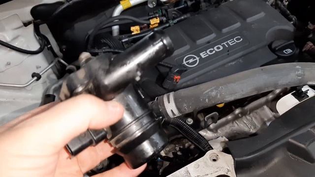 UBICACIÓN del termostato en Opel Mokka 1.4 turbo смотреть онлайн