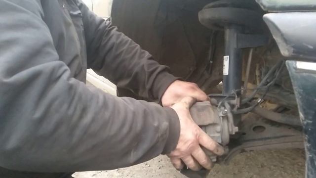 Опель омега б замена тормозных колодок смотреть онлайн
