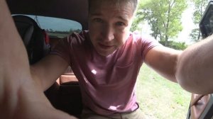 Как снять обивку с кресла Фольксваген Туарег, как снять направляющие подголовника.