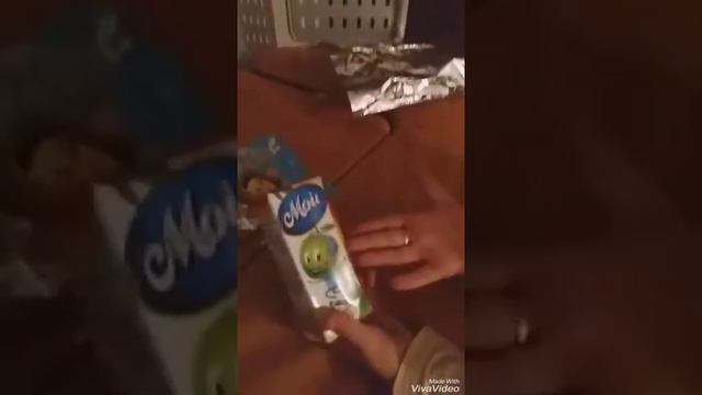 Я(Ася) открываю свой первый подарок на Новый год, в этом году, от своей лучччшей подруги Алжаны ❤💥❤ смотреть онлайн
