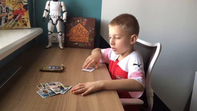 Новые наклейки Panini FIFA 365 смотреть онлайн
