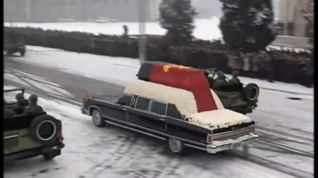 Goodbye Dear Leader, hello Great Successor смотреть онлайн