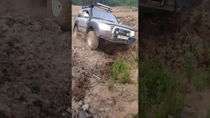 ТЛК 105 диффлок на бездорожье.