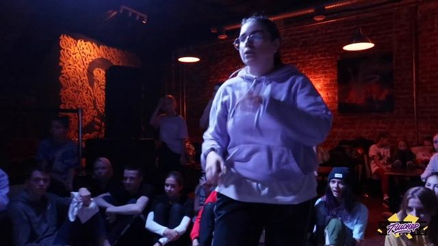 Пионер Battle vol.1 || TOP 16 GIRLS Beginners 1x1 || Наташа Паршукова vs Pollinessa (win) смотреть онлайн