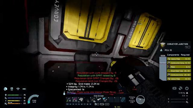 Space Engineers - Fun with a Junker Cargo Ship смотреть онлайн