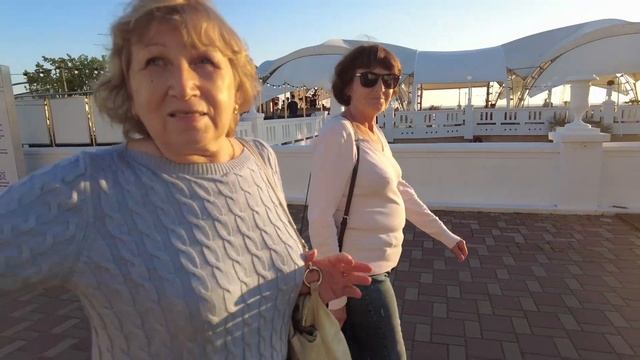 Обновленный пляж Ривьера смотреть онлайн