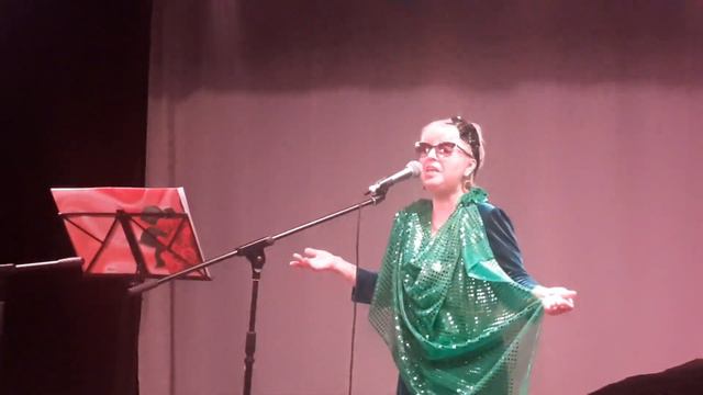 Песня "Офицерская жена" автор и исполнитель Маргарита Максимова смотреть онлайн