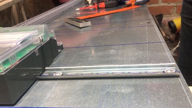 Сборка электрощитов. Мой способ крепления din-реек и кабель-каналов смотреть онлайн