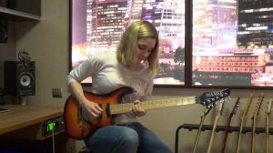 Студентка Ольга Крыскина (Metallica - Nothing Else Matters, Guitar Solo)