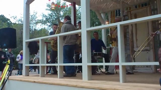 Открытие La Boule Парк горького смотреть онлайн