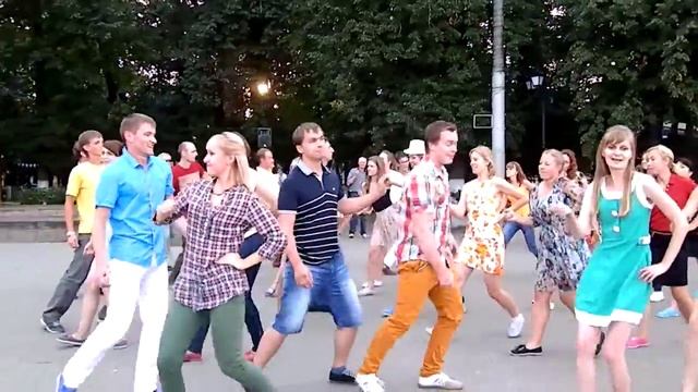 Танцевальный буги Open-Air 19.08.2013г. Ярославль. смотреть онлайн