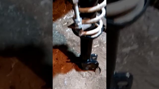 Самодельный ключ для сжатия пружин смотреть онлайн