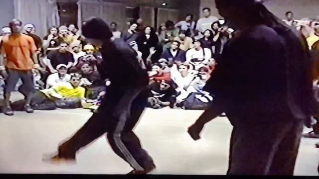 Original “Halloween?Battle” Breakin Exibition? (The Warriors -vs- The Baseball Fury’s) Lost Tapes* смотреть онлайн