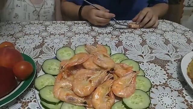 Королевские креветки. Внуки захотели креветки. смотреть онлайн