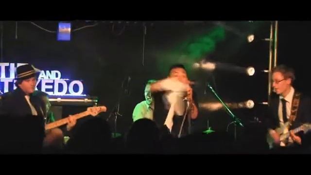 Tie And Tuxedo live (Snippets) смотреть онлайн
