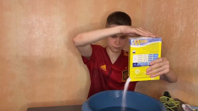 КАК ОТЧИСТИТЬ БУТСЫ!? ПРОВЕРКА ЛАЙФХАКОВ смотреть онлайн