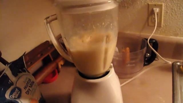 Peach Cobbler Smoothie - How To Make смотреть онлайн