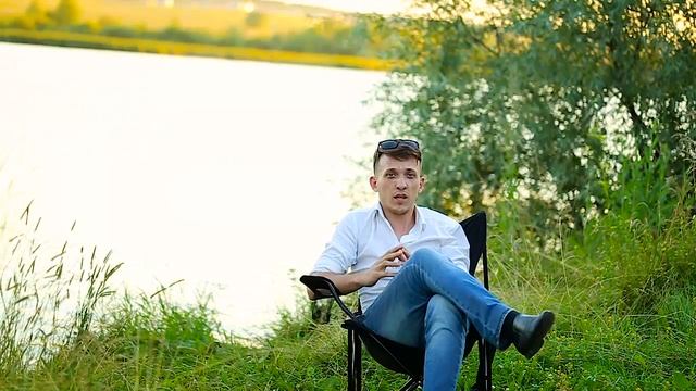 Построили большой двух этажный дом моему другу. Строительный отчет от начала до конца смотреть онлайн