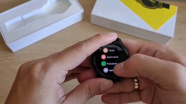 FW05 smartwatch unboxing and quick menu view смотреть онлайн