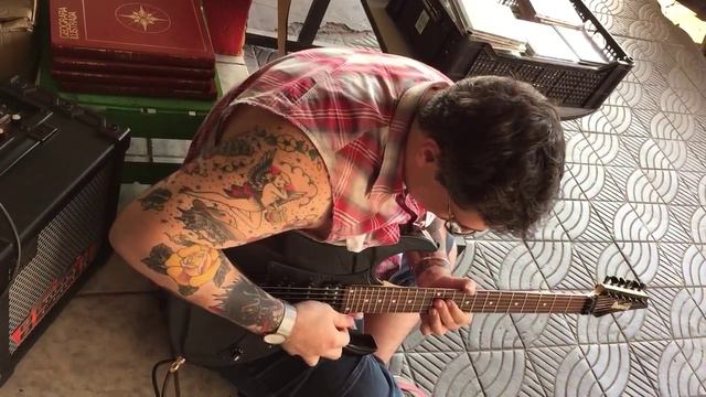 Ibanez Gio do meu amigo Pietro Luigi. смотреть онлайн