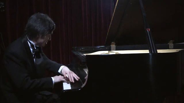 Sheng Cai plays Triana by Albeniz смотреть онлайн