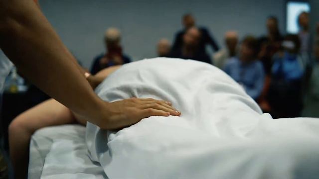 Конференция массажистов. Репортажа съемка смотреть онлайн