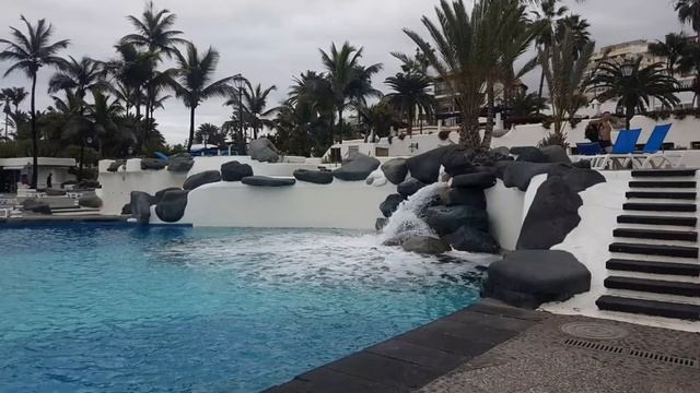 Lago Martiánez Puerto de la Cruz смотреть онлайн