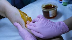 Как пользоваться сахарной пастой для шугаринга?