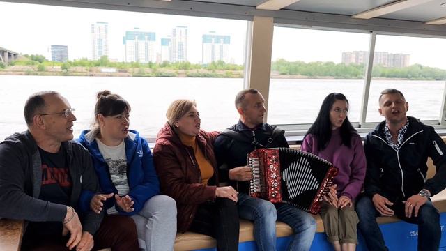 🔥Руслан Карташов🔥 Елена Гуляева🔥 и участники фестиваля с песней " Любо братцы, любо" смотреть онлайн
