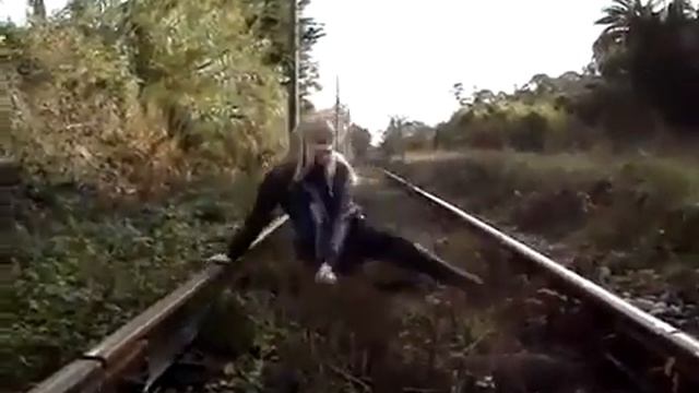 ЖЕСТОКО ПОШУТИЛ НАД ДЕВУШКОЙ )) смотреть онлайн