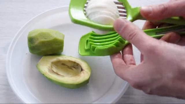 Egg Slicer Stainless Steel Handheld Egg Cutter Avocado Mushroom Kiwi Cutter Unboxing and Testing смотреть онлайн