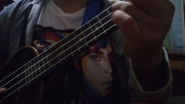 Moon river - Audrey Hepburn (Ukulele version) смотреть онлайн