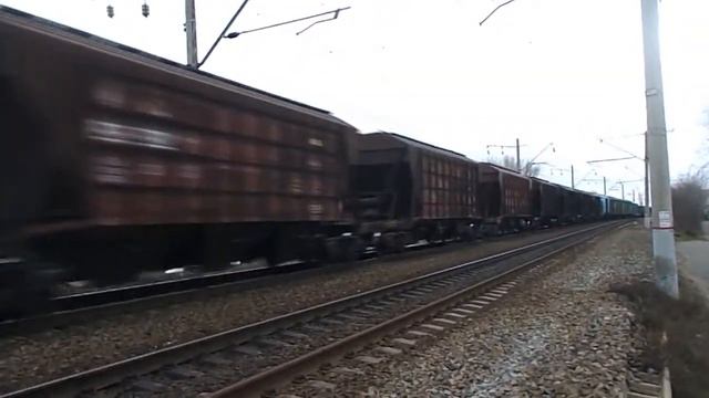 ВЛ80С-1285/907 (ТЧЭ-4 Лиски-Узловая, ЮВЖД), перегон Кизитеринка - Александровка, 18 марта 2016 года смотреть онлайн