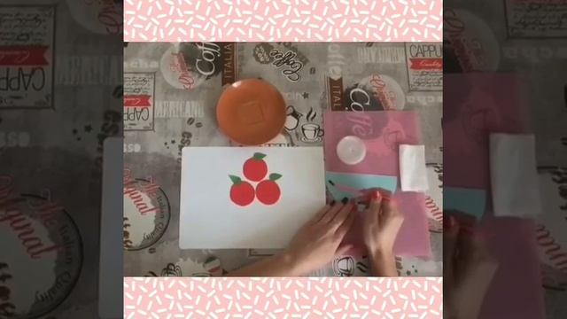 "Яблука на тарілці" - заняття з аплікації для молодшої групи смотреть онлайн